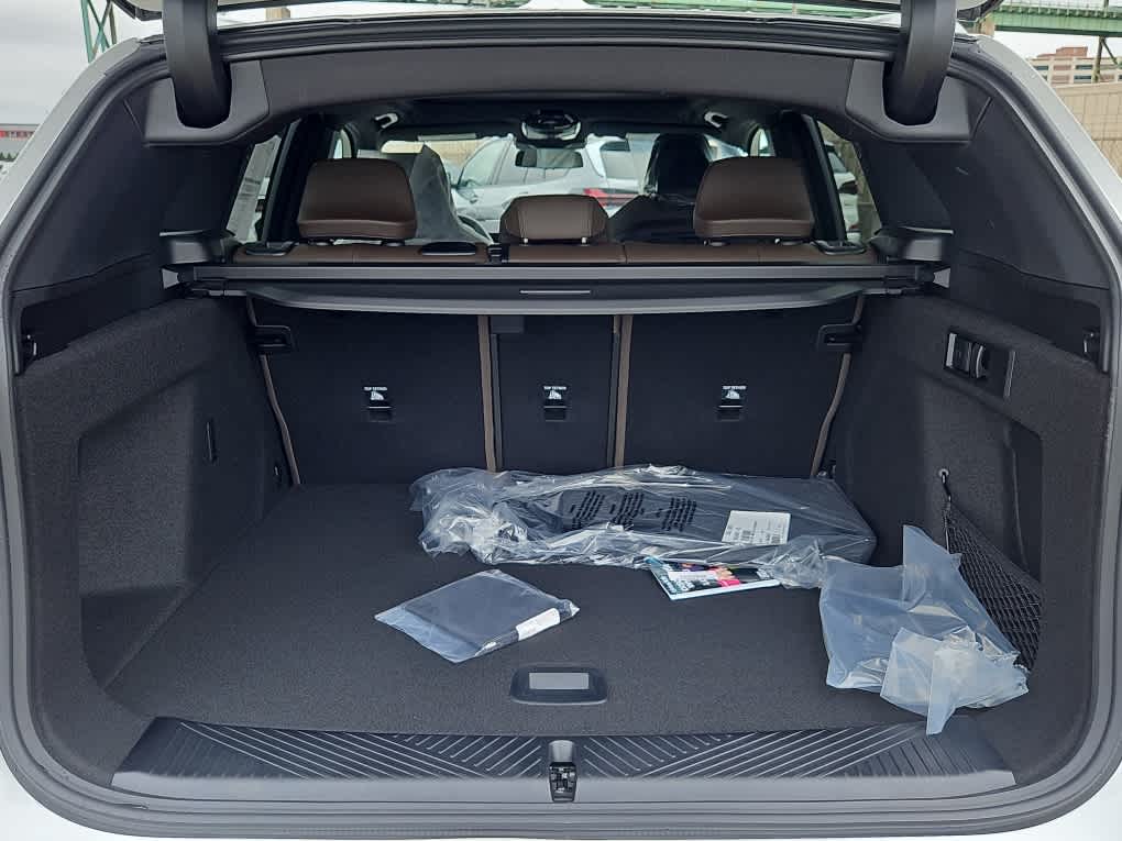 new 2025 BMW X3 car, priced at $56,125