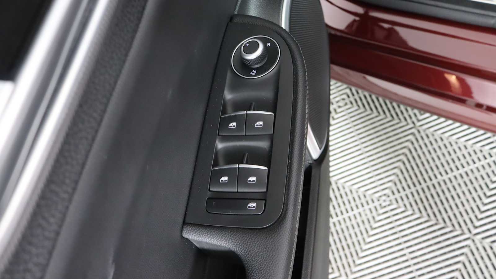 used 2019 Alfa Romeo Giulia car, priced at $23,698