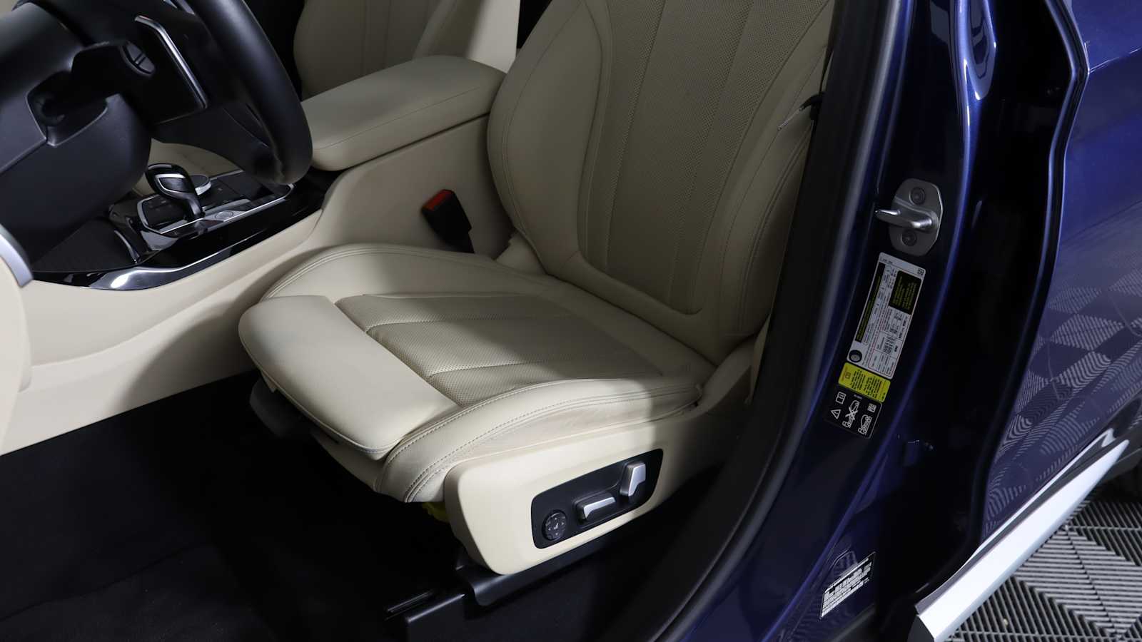 used 2022 BMW X3 car, priced at $37,798