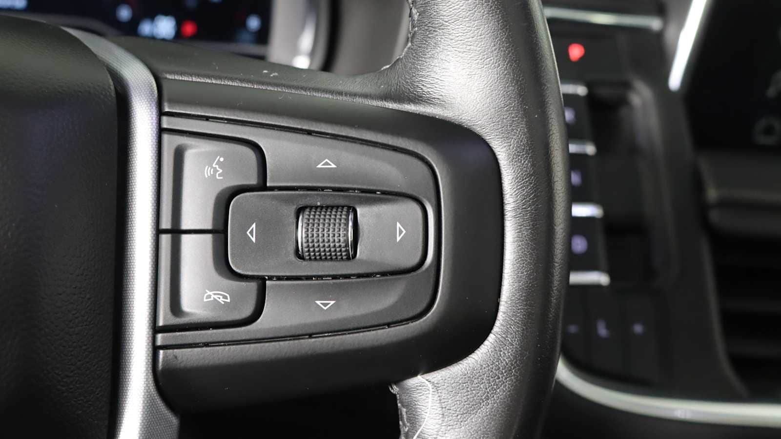 used 2022 GMC Yukon XL car, priced at $51,898