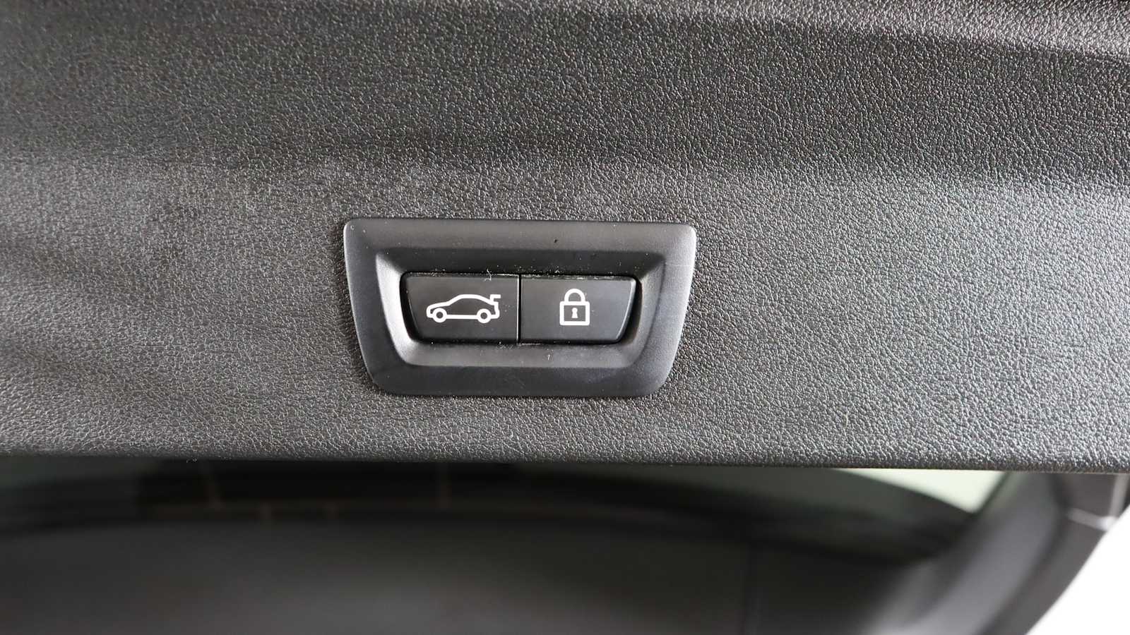 used 2022 BMW X3 car, priced at $33,698