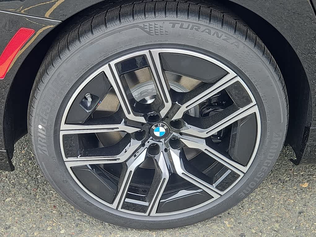 new 2025 BMW 7-Series car, priced at $131,330