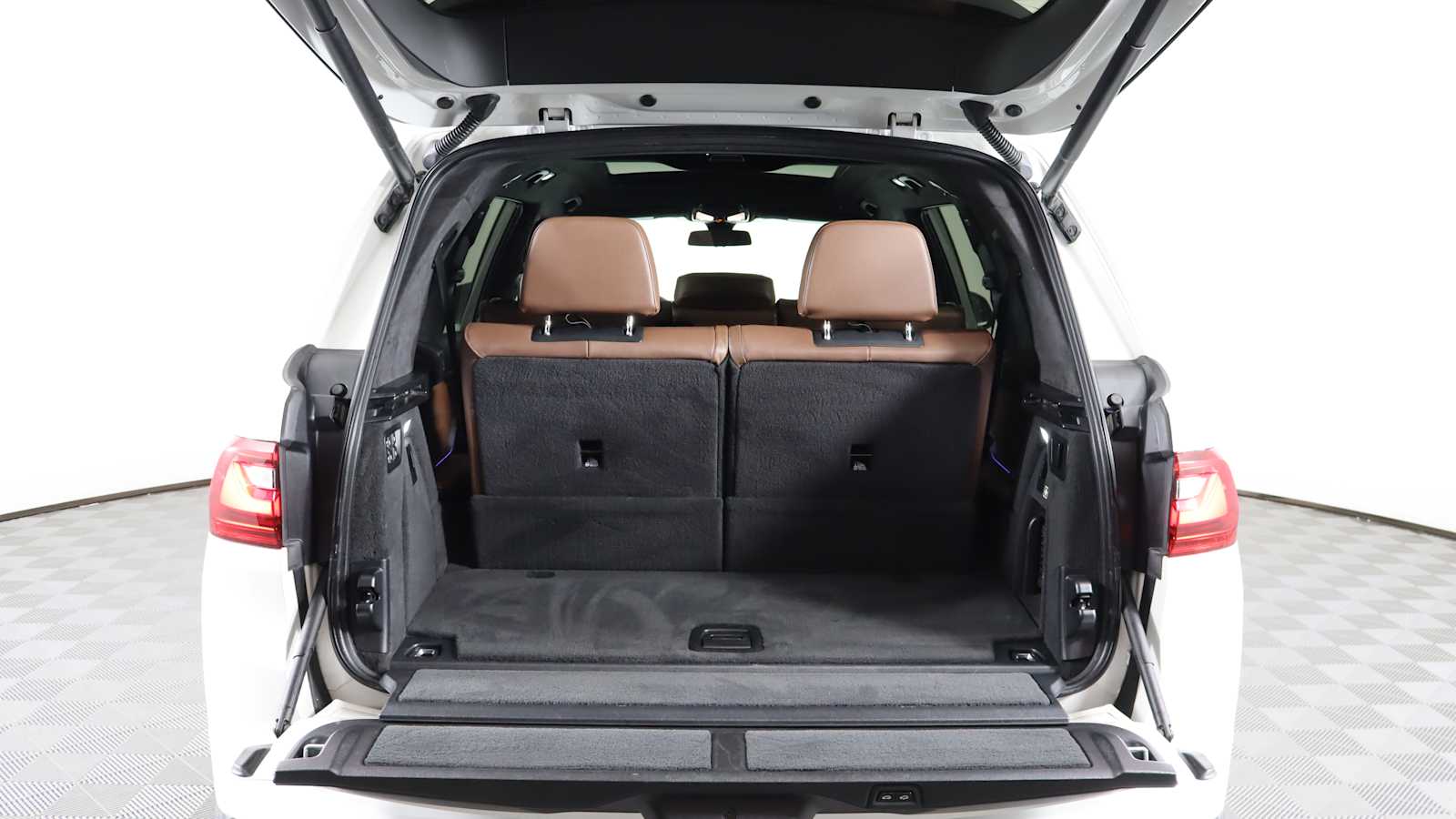 used 2021 BMW X7 car, priced at $46,898