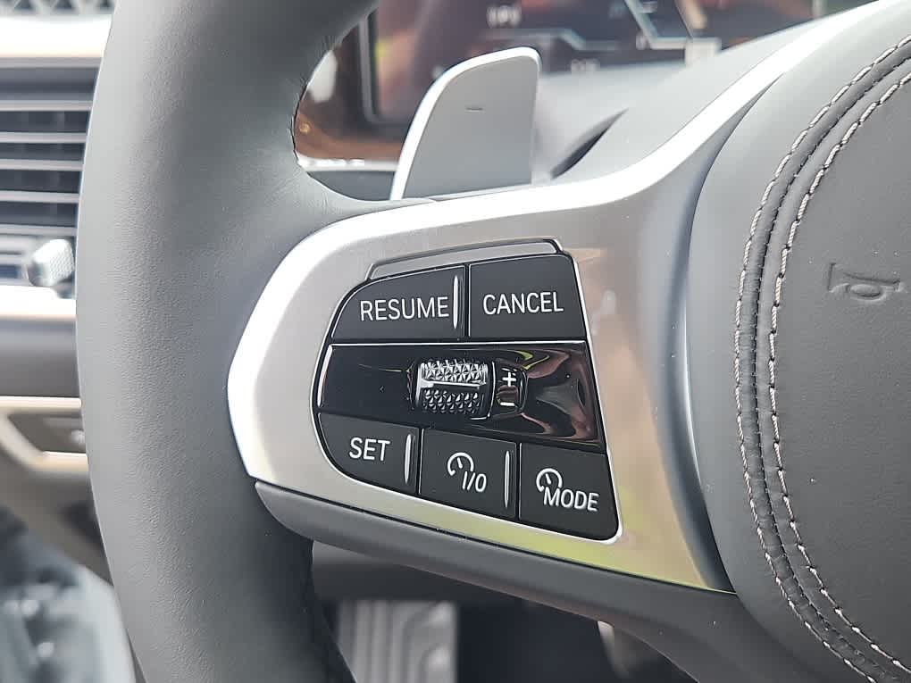 new 2026 BMW X7 car, priced at $99,575