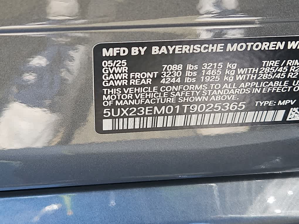 new 2026 BMW X7 car, priced at $92,525