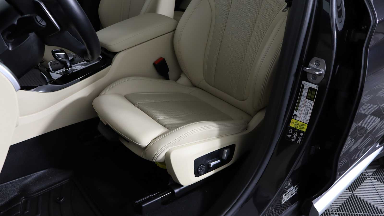 used 2022 BMW X3 car, priced at $37,698