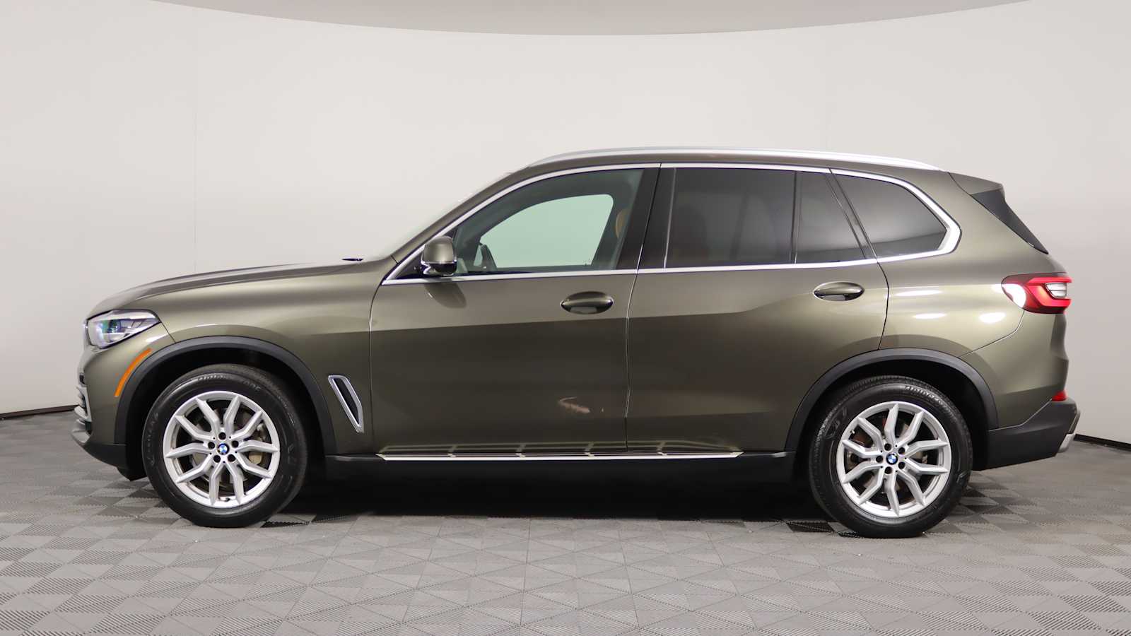 used 2022 BMW X5 car, priced at $43,698