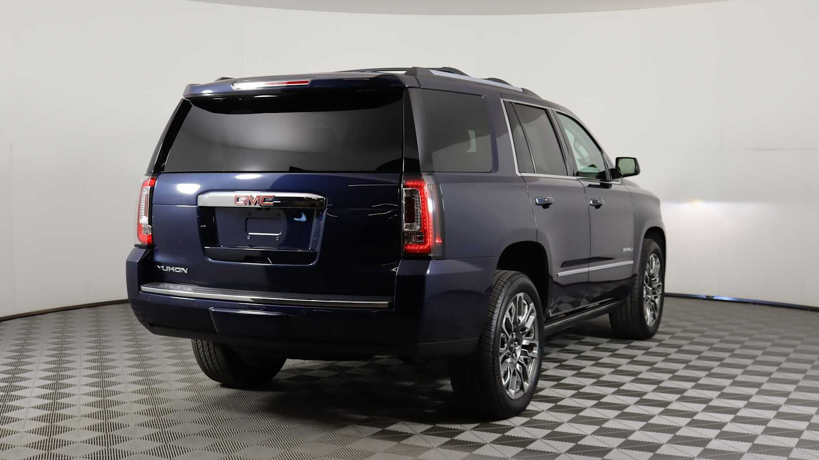 used 2020 GMC Yukon car, priced at $39,798