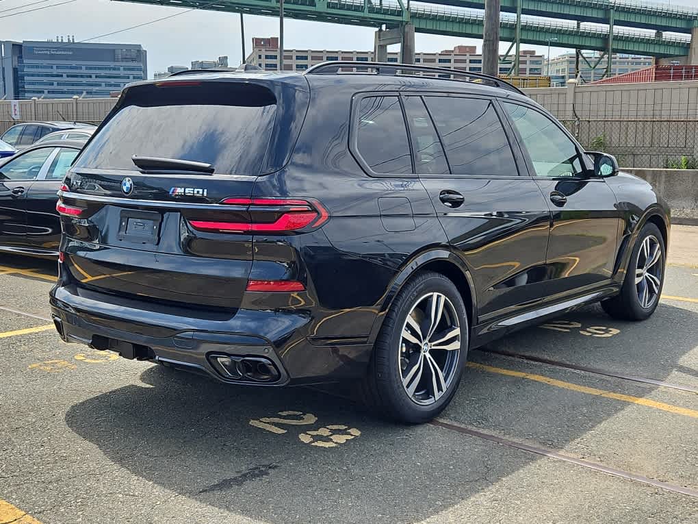 new 2025 BMW X7 car, priced at $115,255