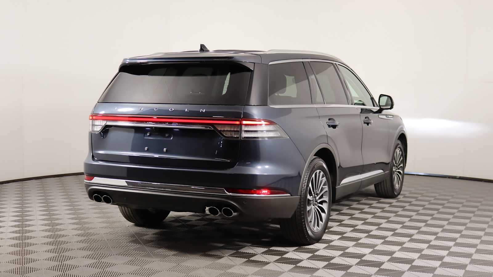 used 2022 Lincoln Aviator car, priced at $41,698