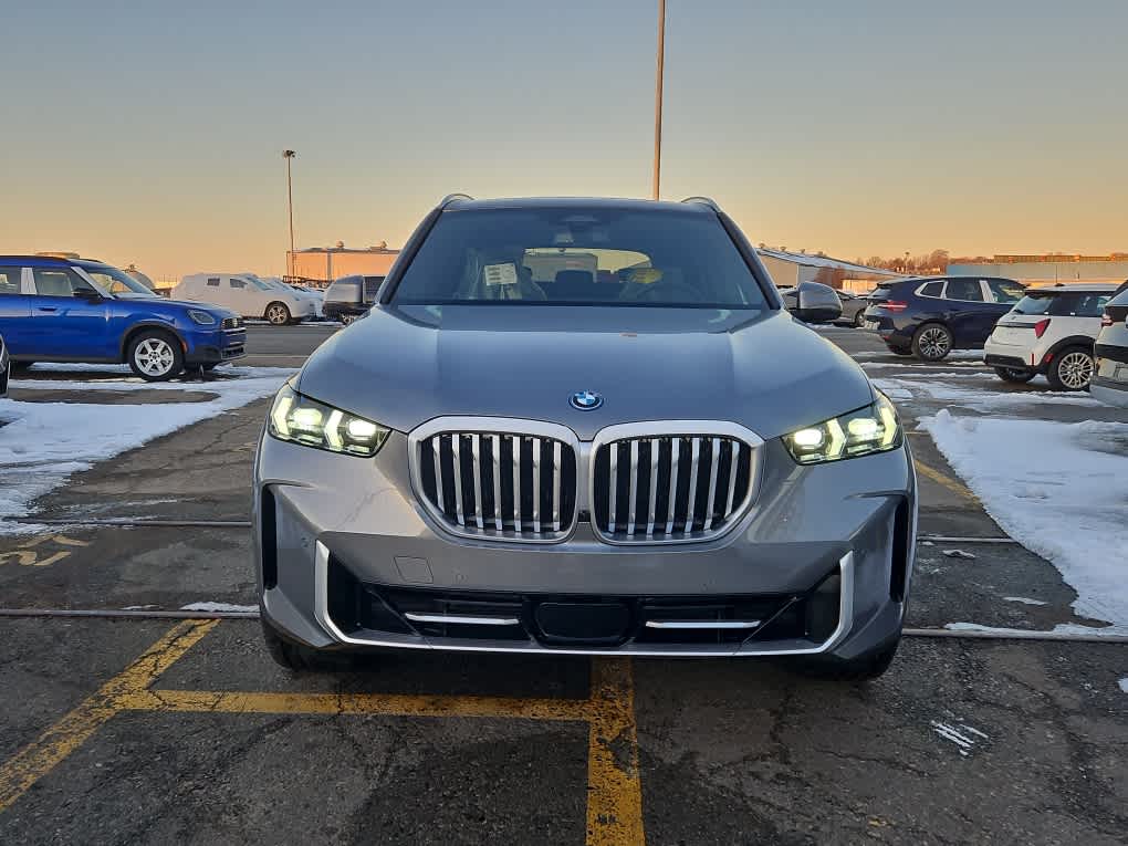 new 2025 BMW X5 PHEV car, priced at $78,090