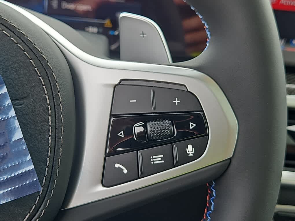new 2026 BMW X7 car, priced at $125,295