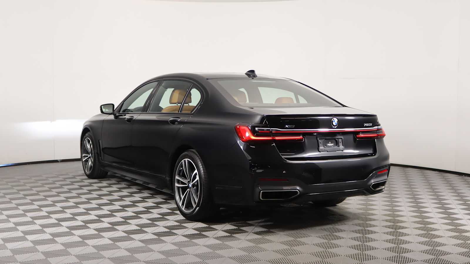 used 2022 BMW 750i car, priced at $59,798