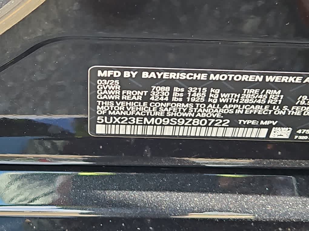 new 2025 BMW X7 car, priced at $86,425