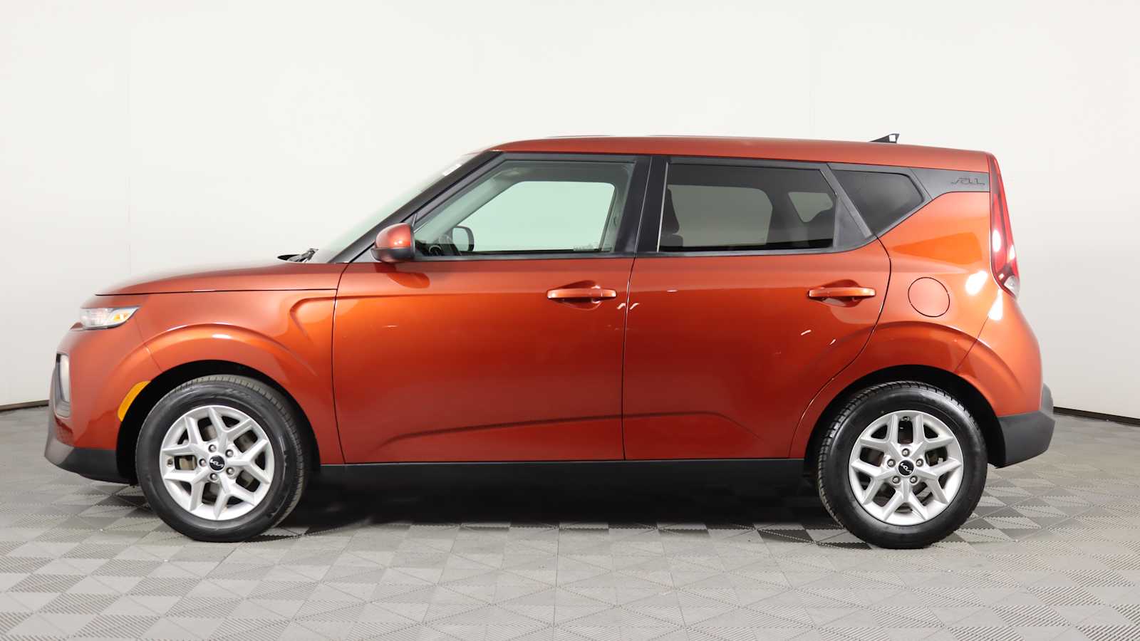 used 2022 Kia Soul car, priced at $16,698