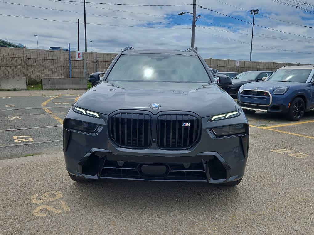 new 2026 BMW X7 car, priced at $121,525
