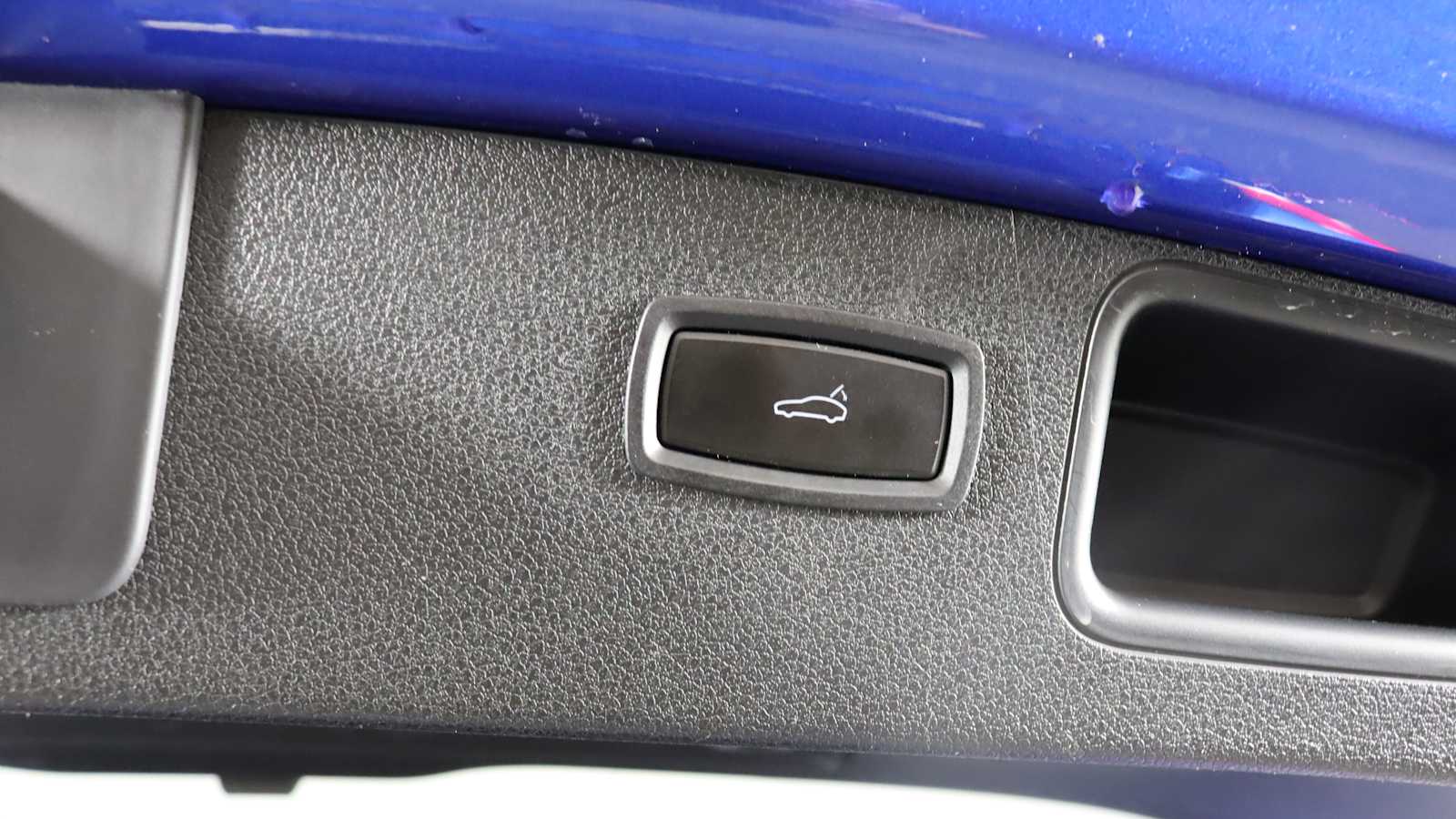 used 2020 Porsche Macan car, priced at $29,798