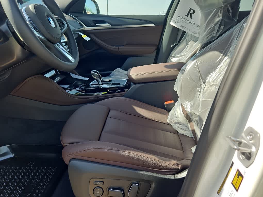 new 2025 BMW X4 car, priced at $64,675