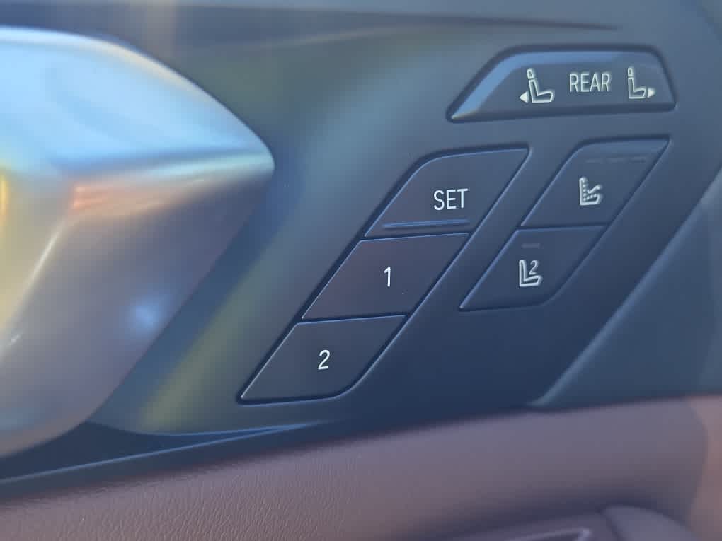 new 2026 BMW X7 car, priced at $122,655