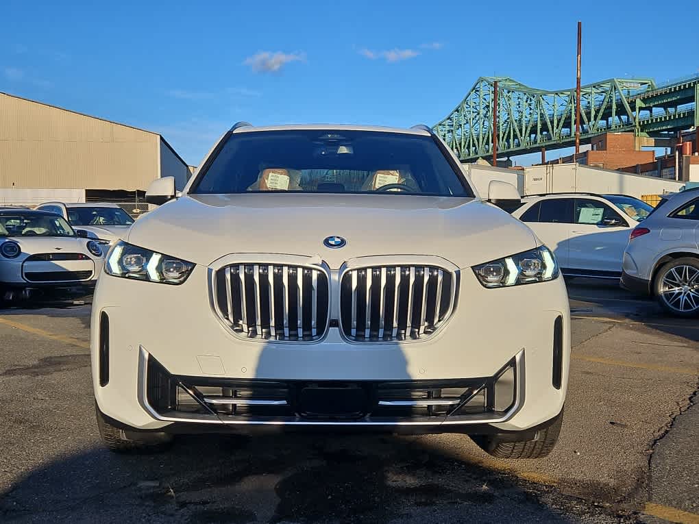 new 2025 BMW X5 PHEV car, priced at $77,925