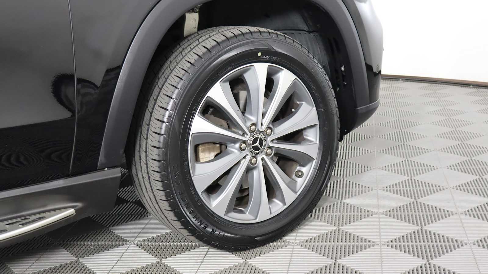 used 2020 Mercedes-Benz GLE 350 car, priced at $33,798