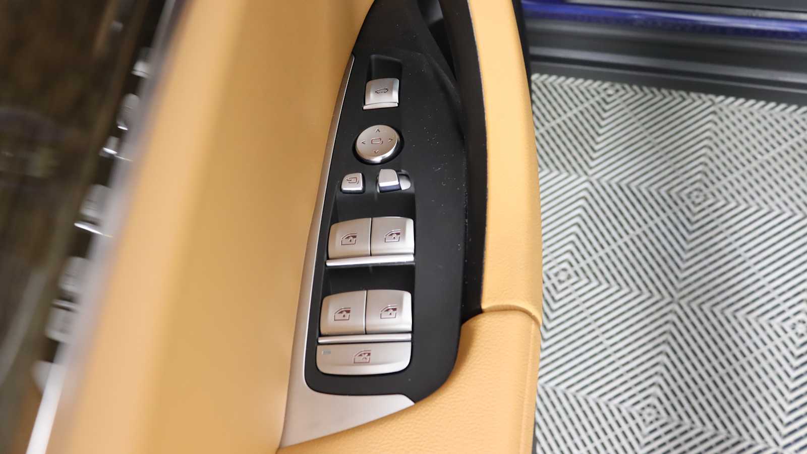 used 2022 BMW X3 car, priced at $39,798