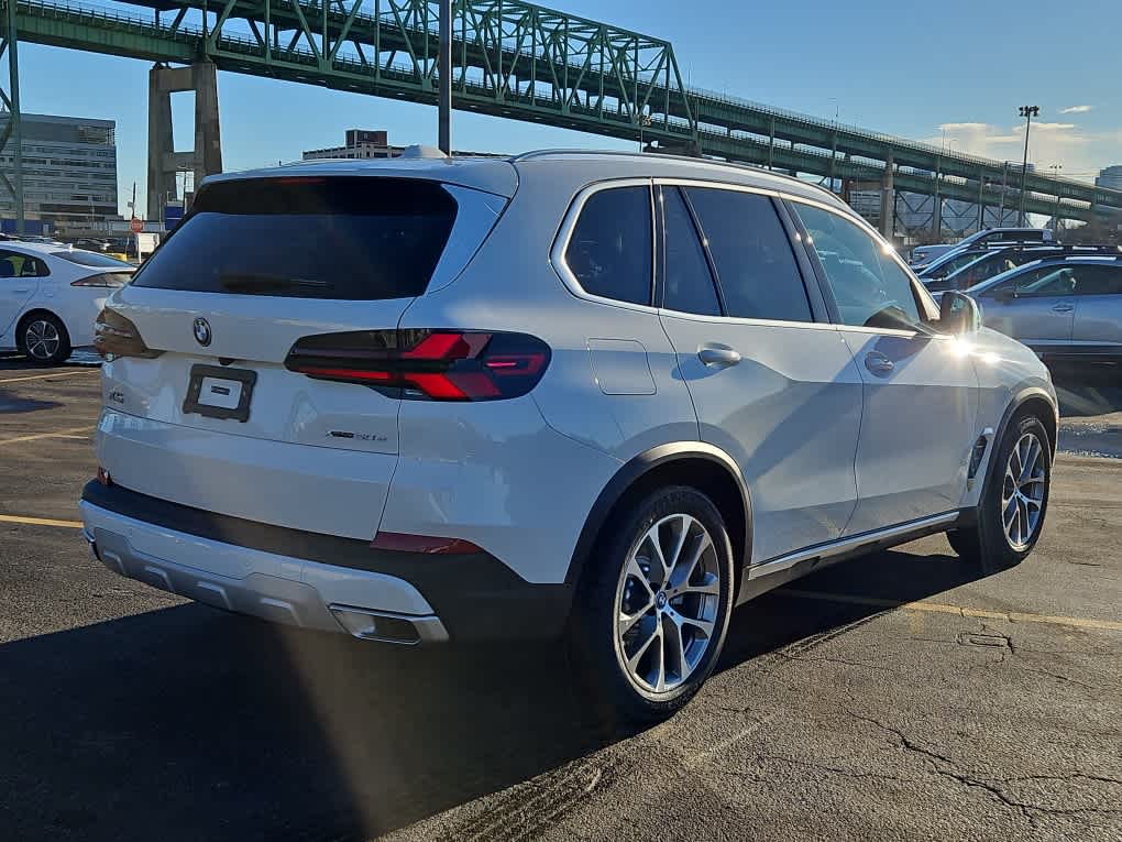 new 2025 BMW X5 PHEV car, priced at $77,225