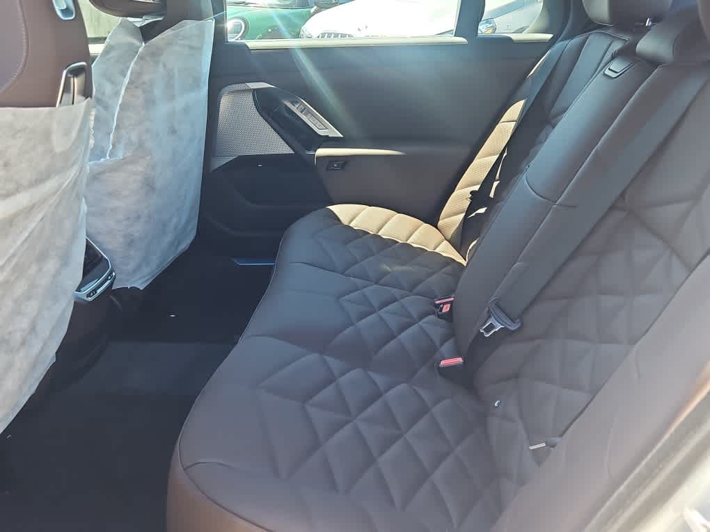 new 2025 BMW 7-Series car, priced at $107,025