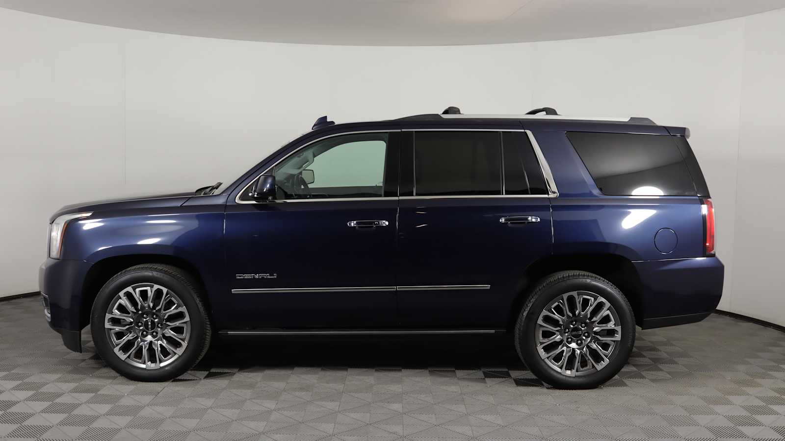 used 2020 GMC Yukon car, priced at $39,798