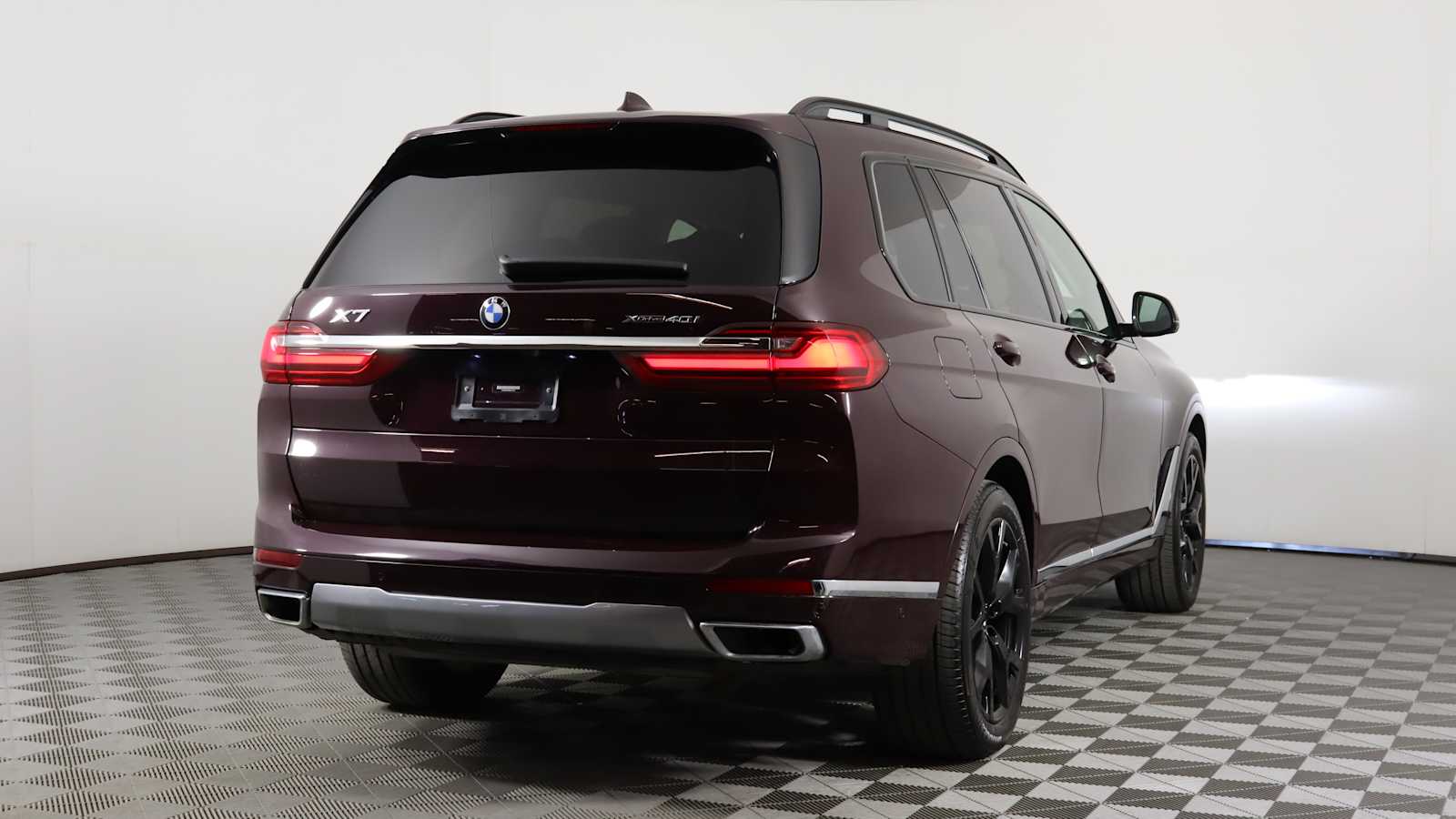 used 2022 BMW X7 car, priced at $56,698