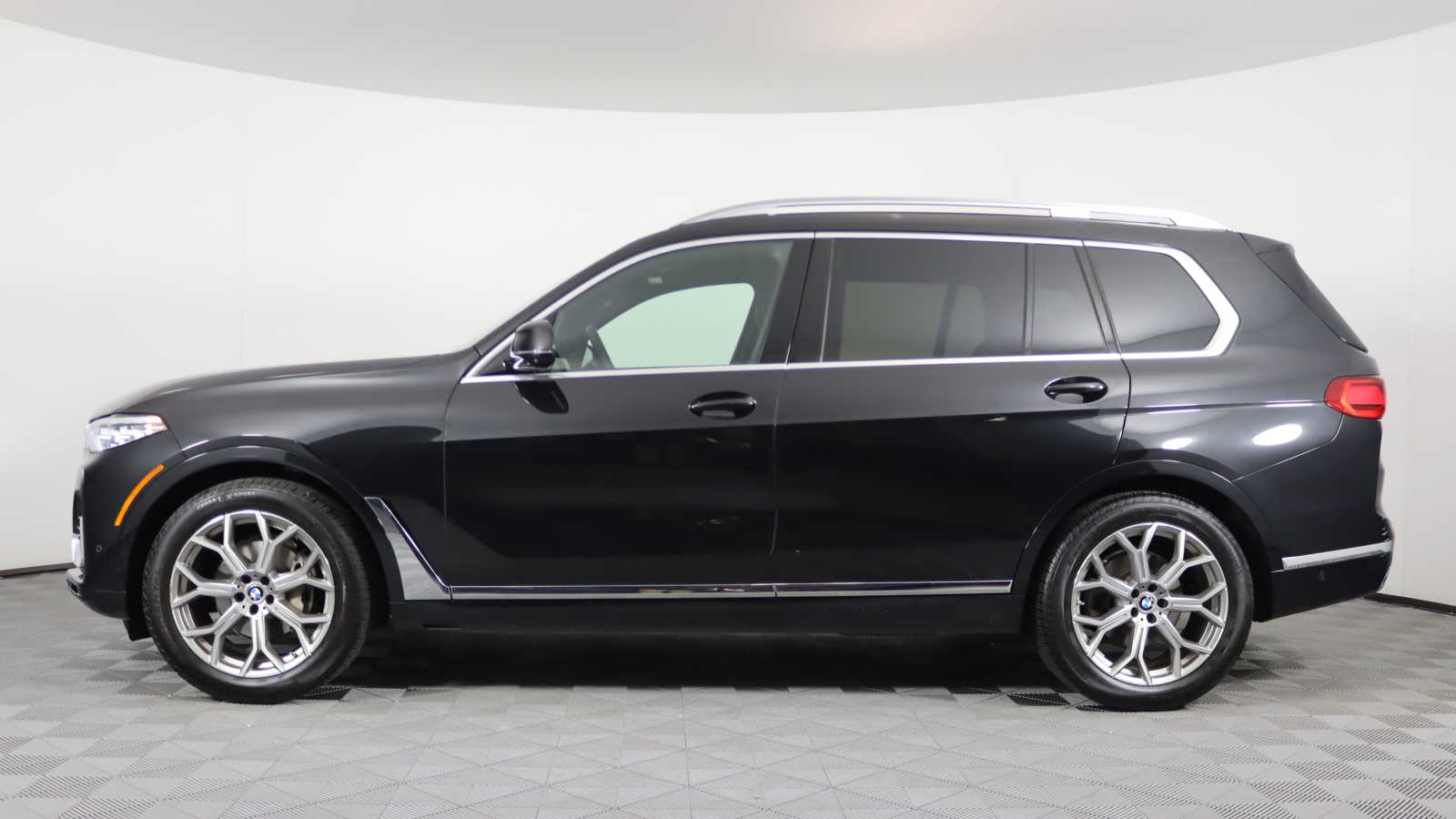 used 2021 BMW X7 car, priced at $52,698