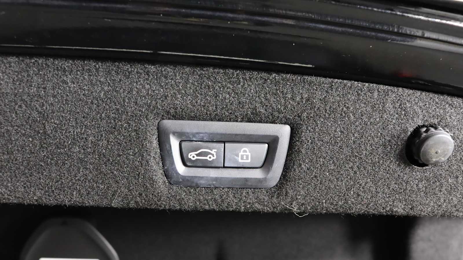 used 2022 BMW 750i car, priced at $54,698