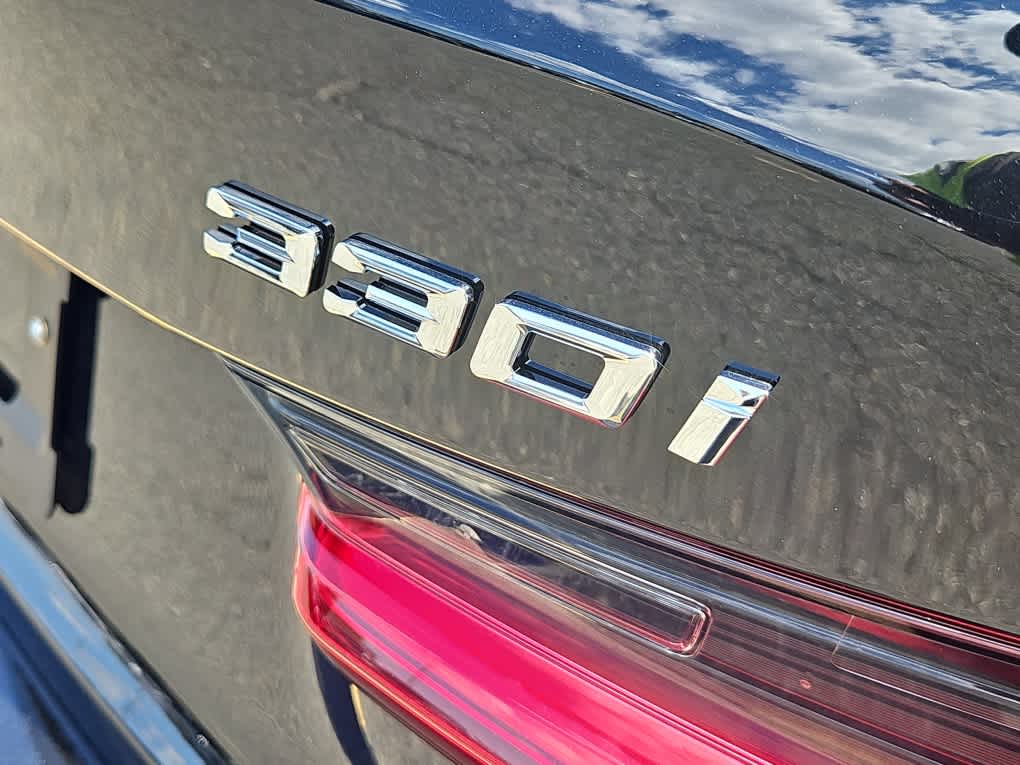 new 2025 BMW 3-Series car, priced at $51,925