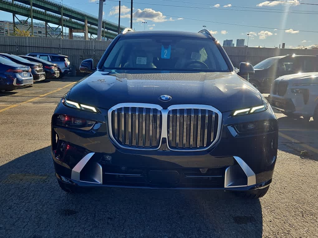 new 2025 BMW X7 car, priced at $92,175