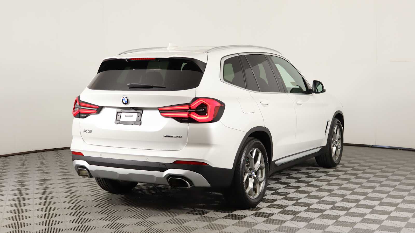 used 2023 BMW X3 car, priced at $38,898