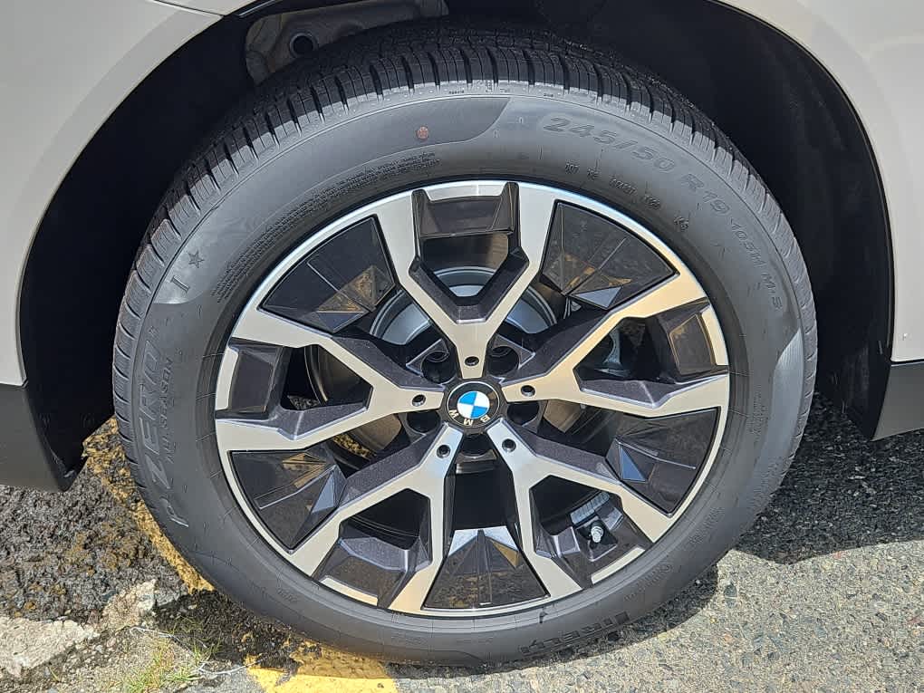 new 2025 BMW X3 car, priced at $54,125