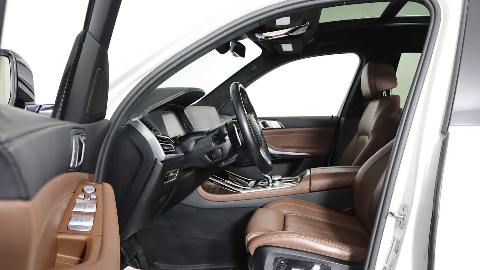 used 2021 BMW X7 car, priced at $46,898