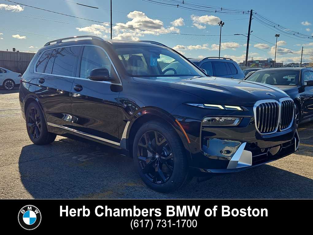 new 2025 BMW X7 car, priced at $92,175