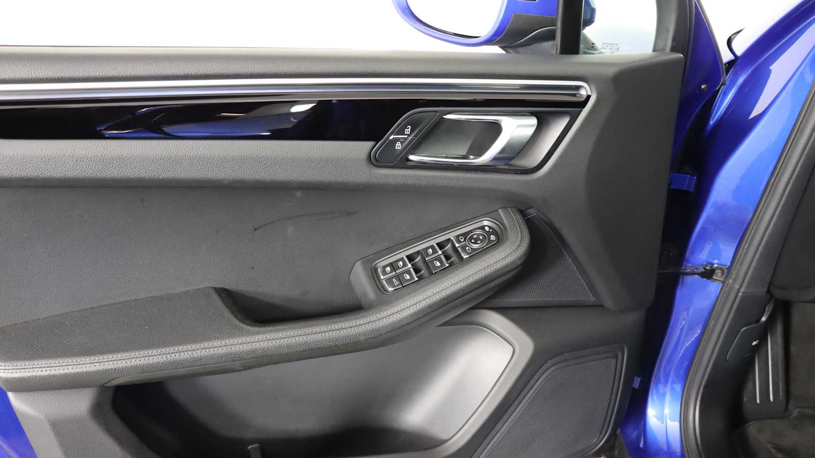 used 2020 Porsche Macan car, priced at $29,798
