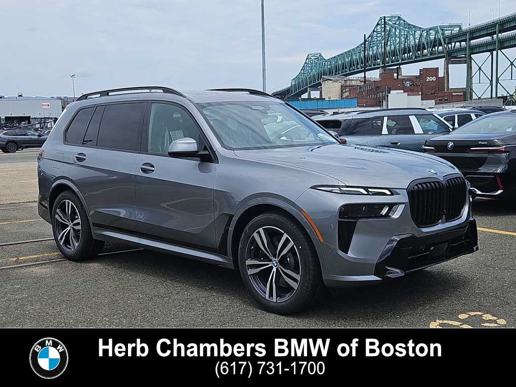 new 2026 BMW X7 car, priced at $96,565