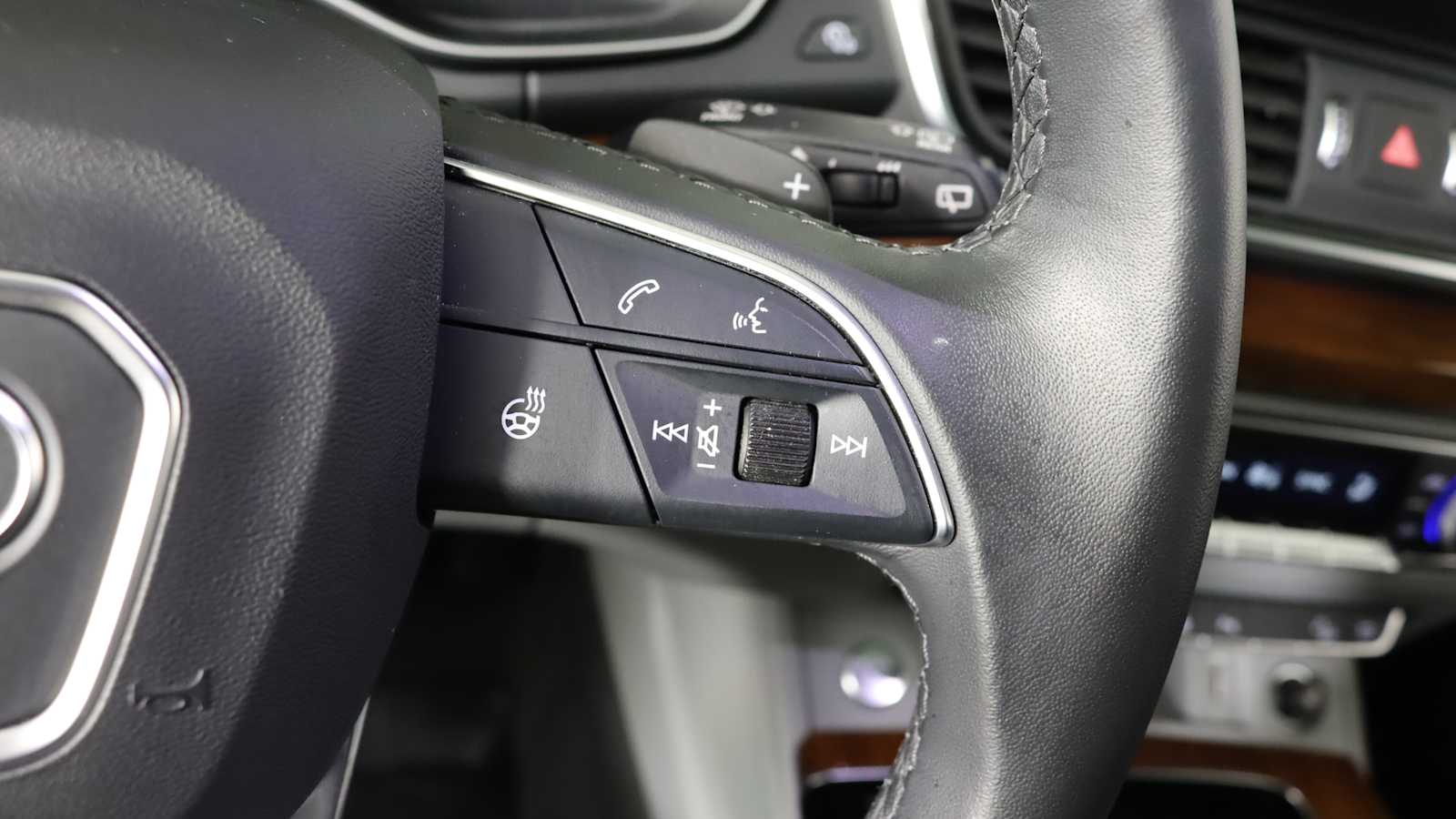 used 2022 Audi Q5 car, priced at $38,898