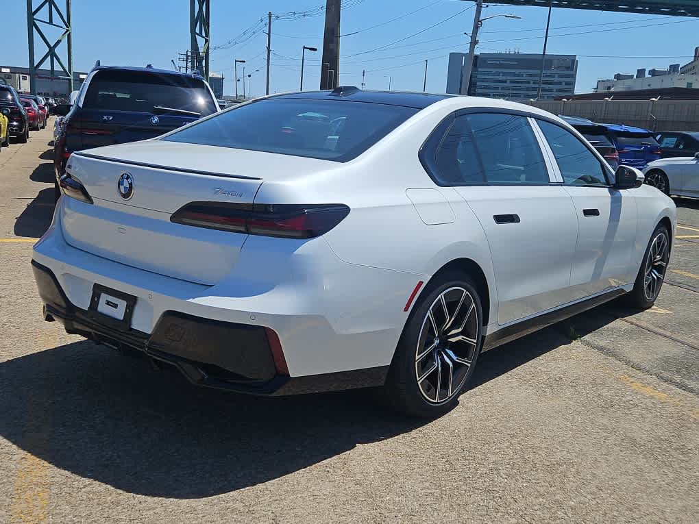 new 2025 BMW 7-Series car, priced at $107,025
