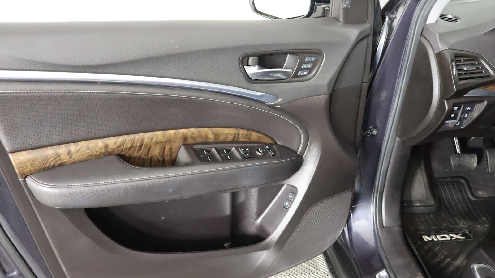 used 2020 Acura MDX car, priced at $24,798