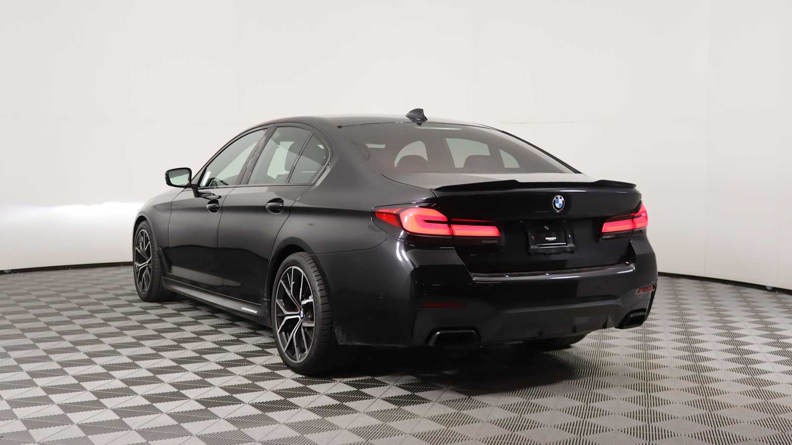 used 2022 BMW M550i car, priced at $57,798