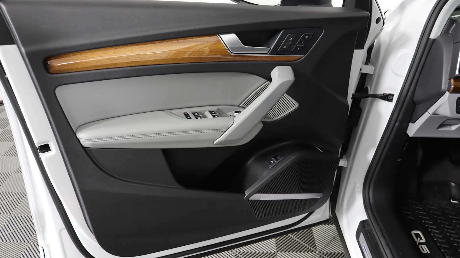 used 2022 Audi Q5 car, priced at $38,898