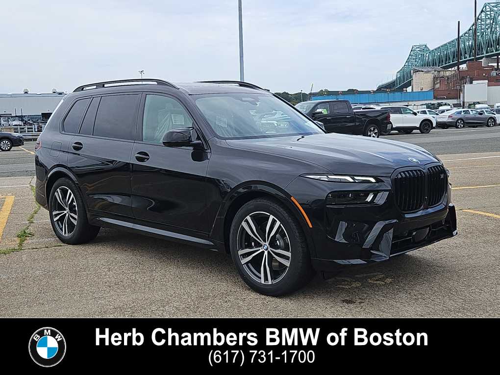 new 2026 BMW X7 car, priced at $125,295