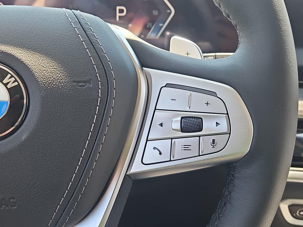 new 2026 BMW X7 car, priced at $92,525