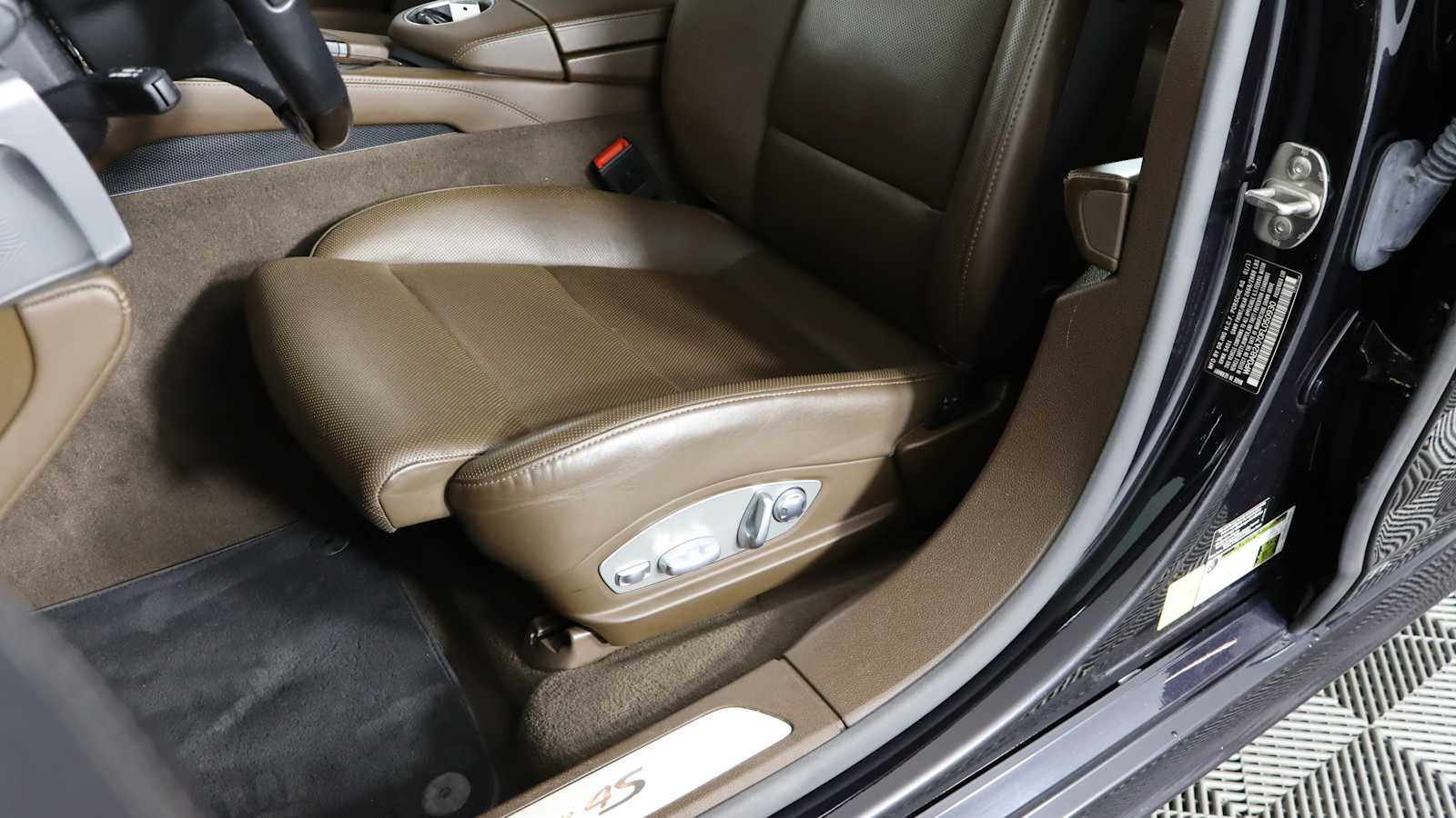 used 2015 Porsche Panamera car, priced at $37,798