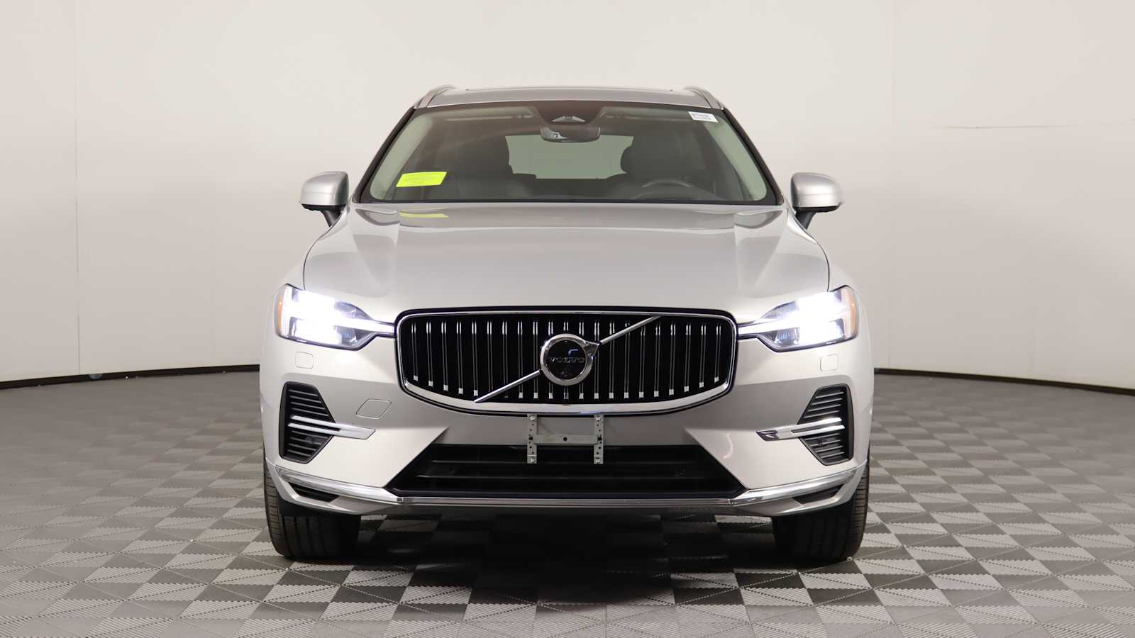 used 2022 Volvo XC60 Recharge Plug-In Hybrid car, priced at $39,798