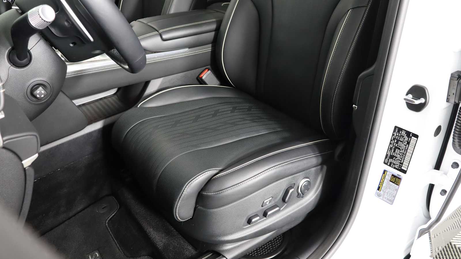 used 2024 Genesis GV80 car, priced at $58,898
